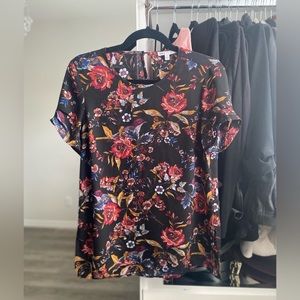 Gorgeous floral print blouse